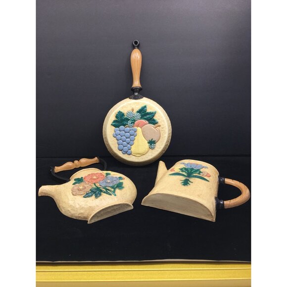 Vintage Home Interiors Kitchen Wall Decor Coffee Pot Kettle Skillet - Set of 3 - Picture 12 of 16